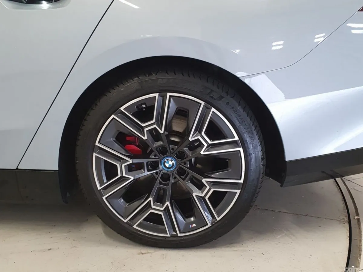 BMW i5 Saloon, Electric, 2024, Grey