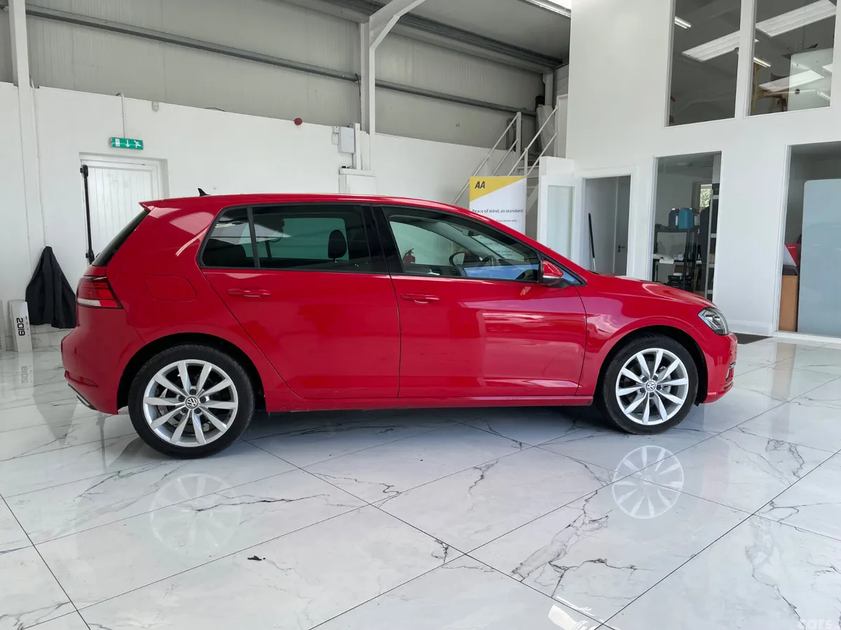 Volkswagen Golf Hatchback, Petrol, 2018, Red