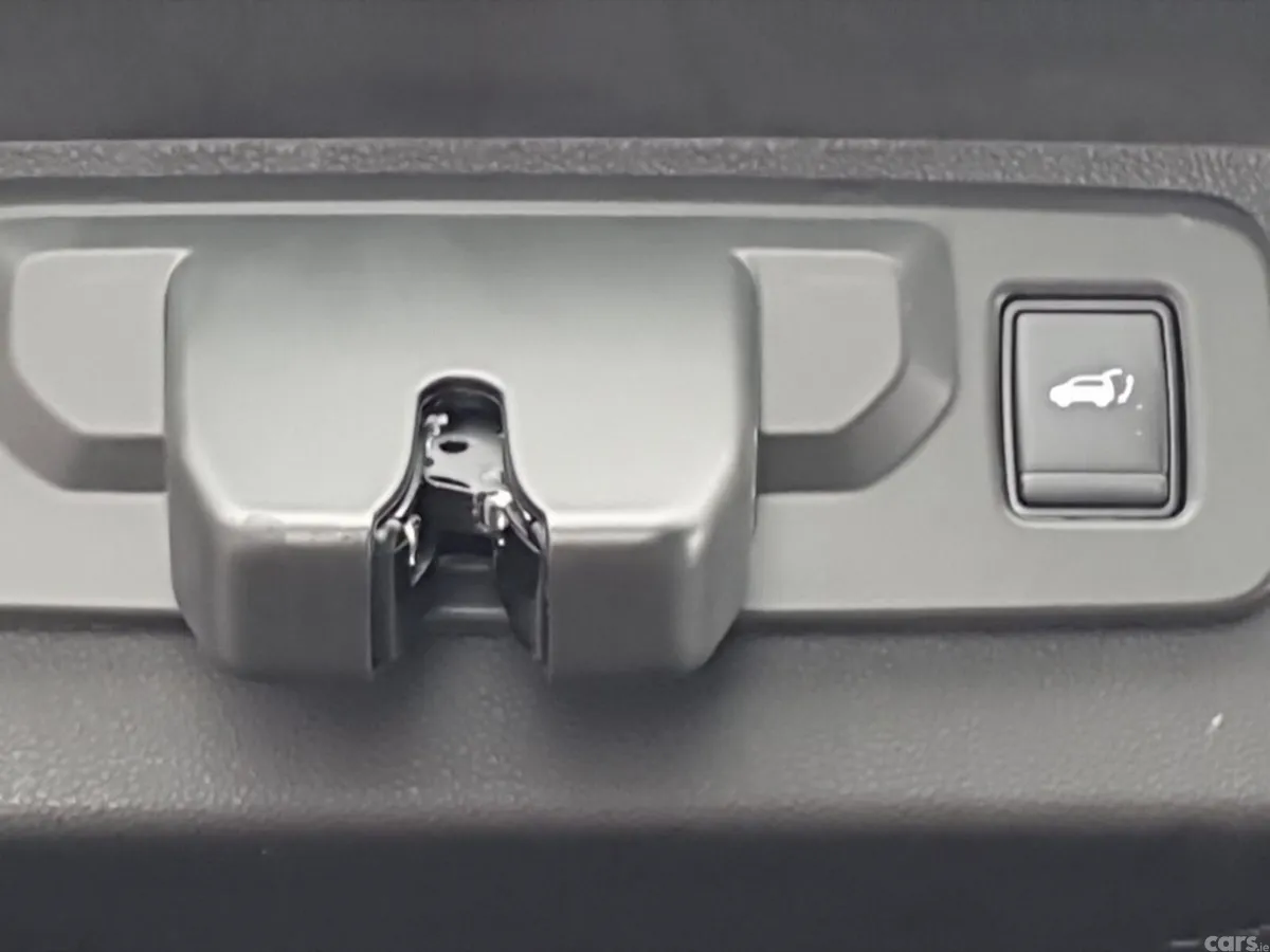 Renault Scenic SUV, Electric, 2026, Black