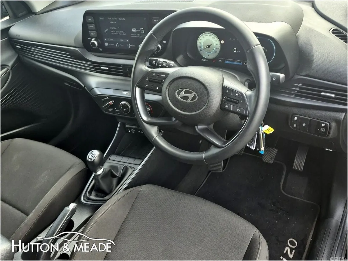 Hyundai i20 Hatchback, Petrol, 2024, Black