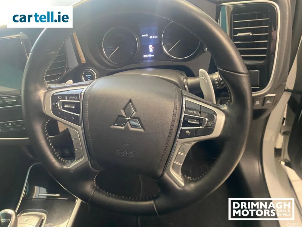 Mitsubishi Outlander SUV, Petrol Plug-in Hybrid, 2018, White
