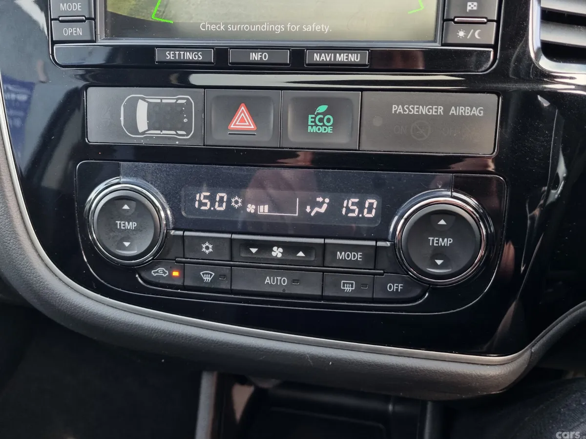 Mitsubishi Outlander SUV, Petrol Hybrid, 2014, Black