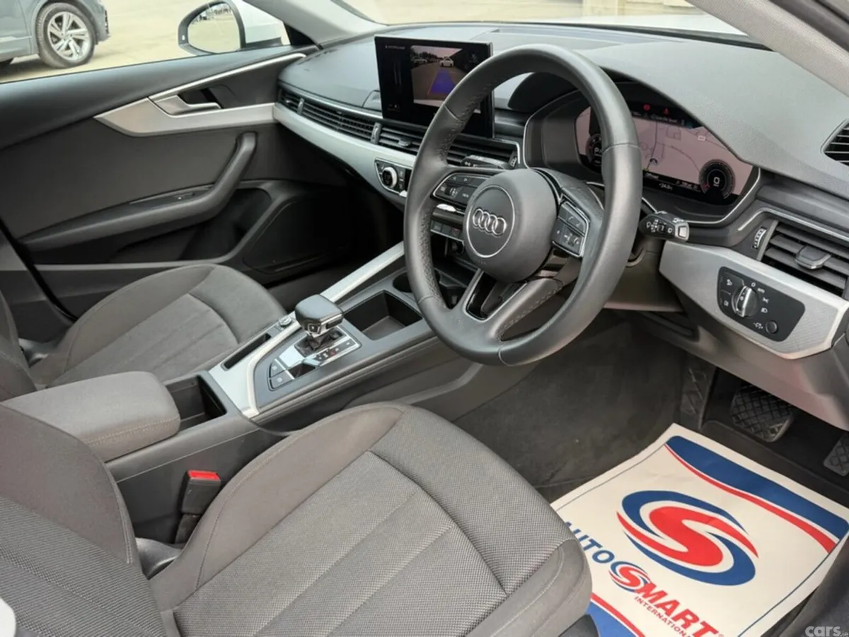 Audi A4 Estate, Diesel, 2023, White
