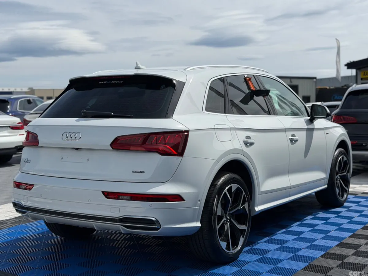 Audi Q5 SUV, Diesel, 2019, White