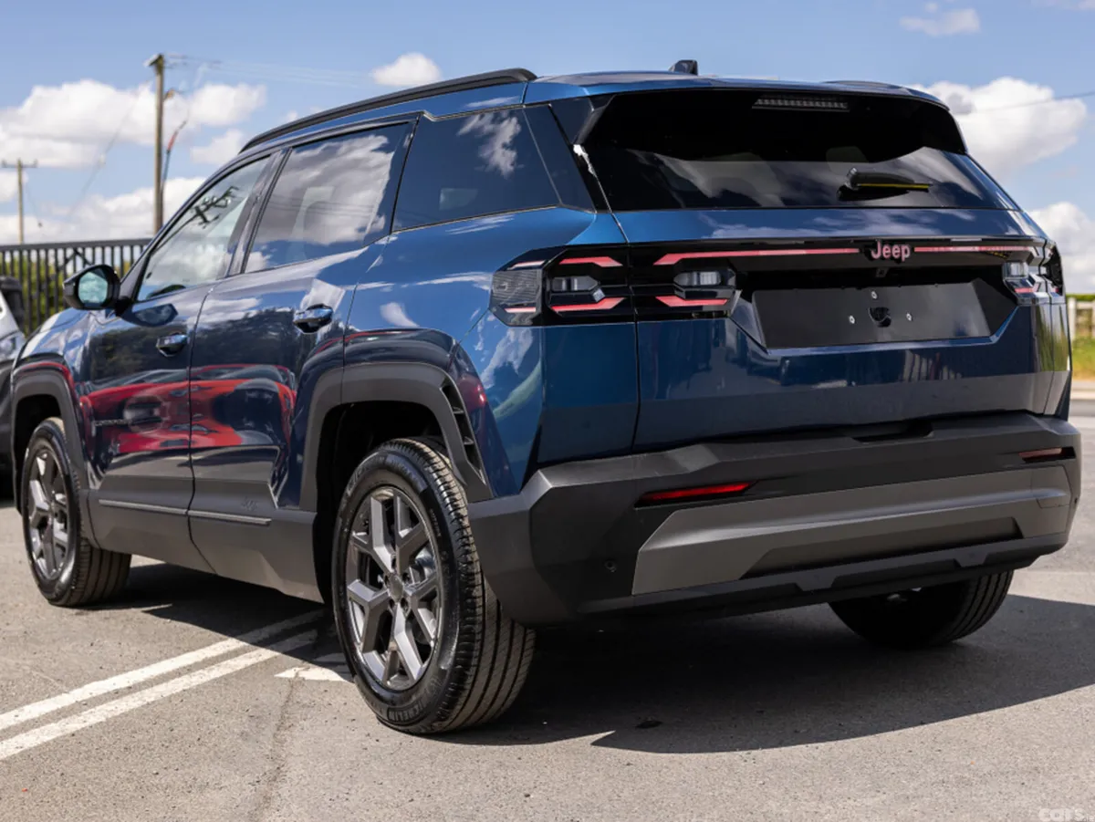 Jeep Compass SUV, Petrol Hybrid, 2026, Blue