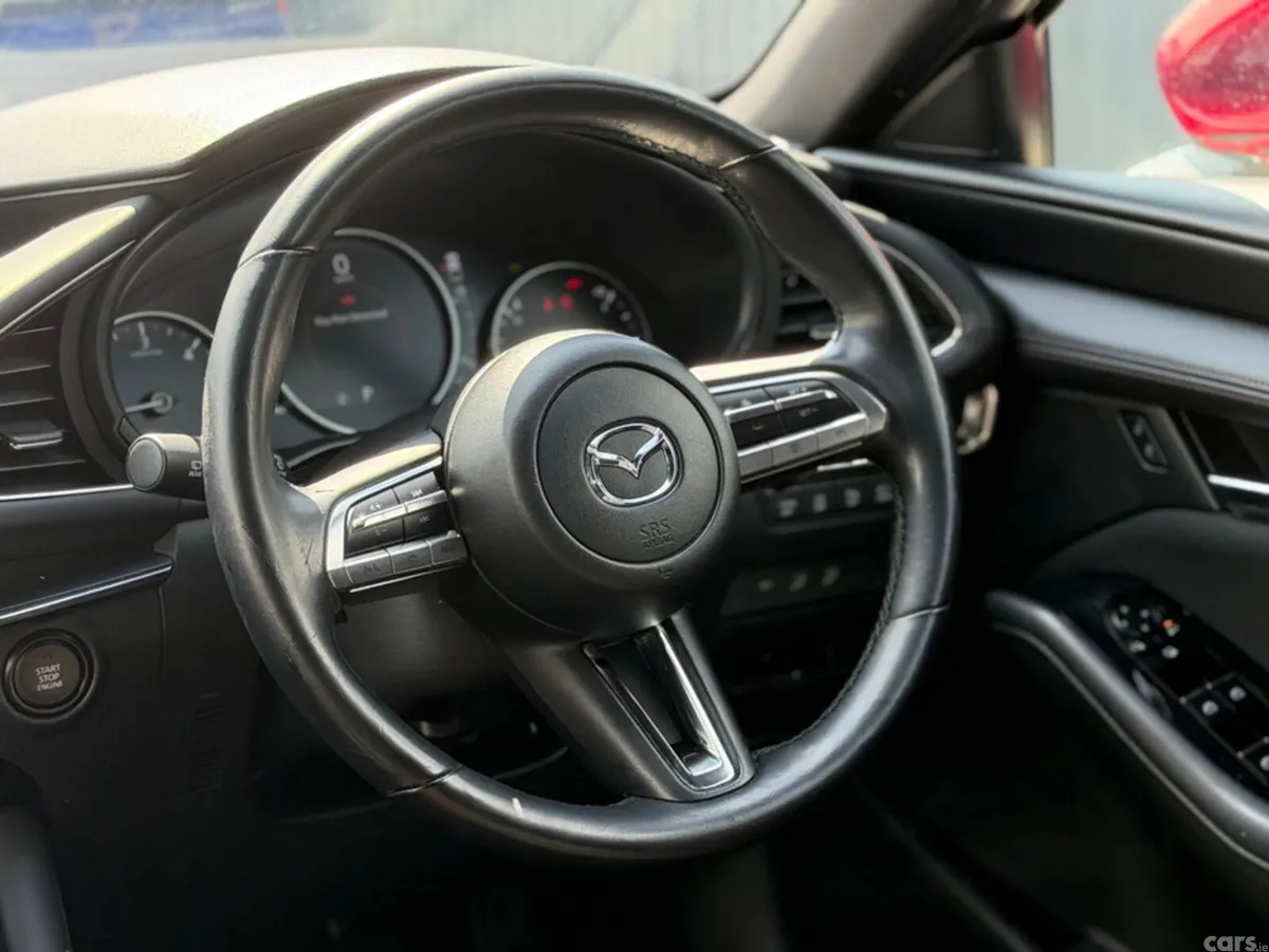 Mazda Mazda3 Hatchback, Diesel, 2021, Red