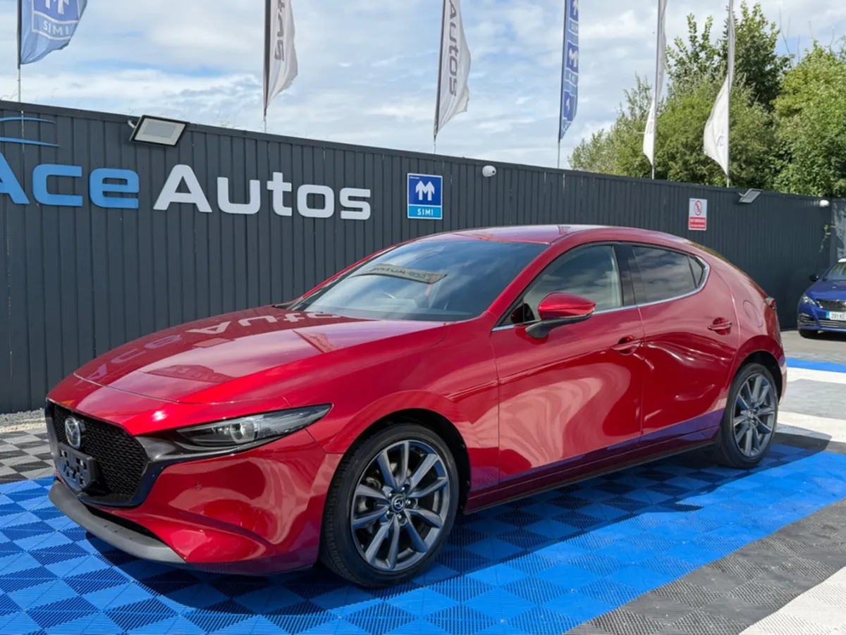 Mazda Mazda3 Hatchback, Diesel, 2021, Red