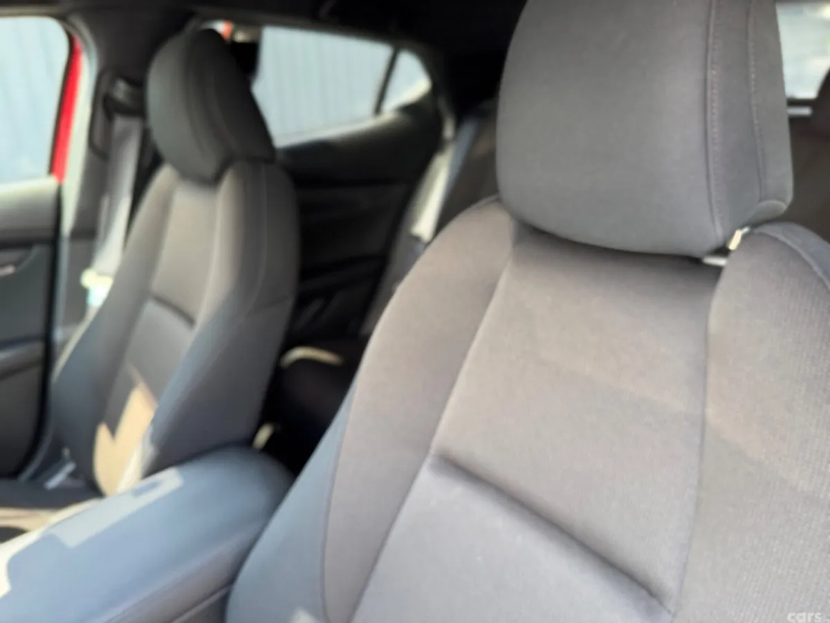 Mazda Mazda3 Hatchback, Diesel, 2021, Red