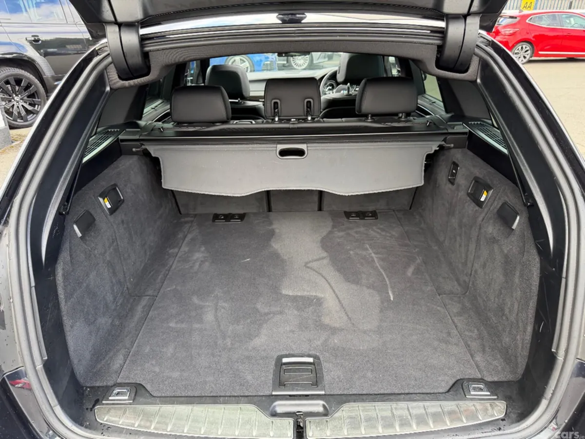 BMW 5-Series Estate, Diesel, 2016, Black