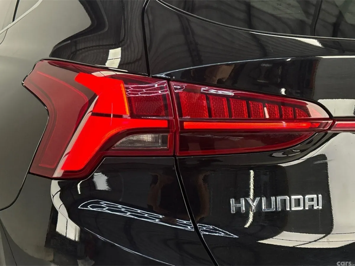 Hyundai Santa Fe Estate, Petrol Hybrid, 2023, Black