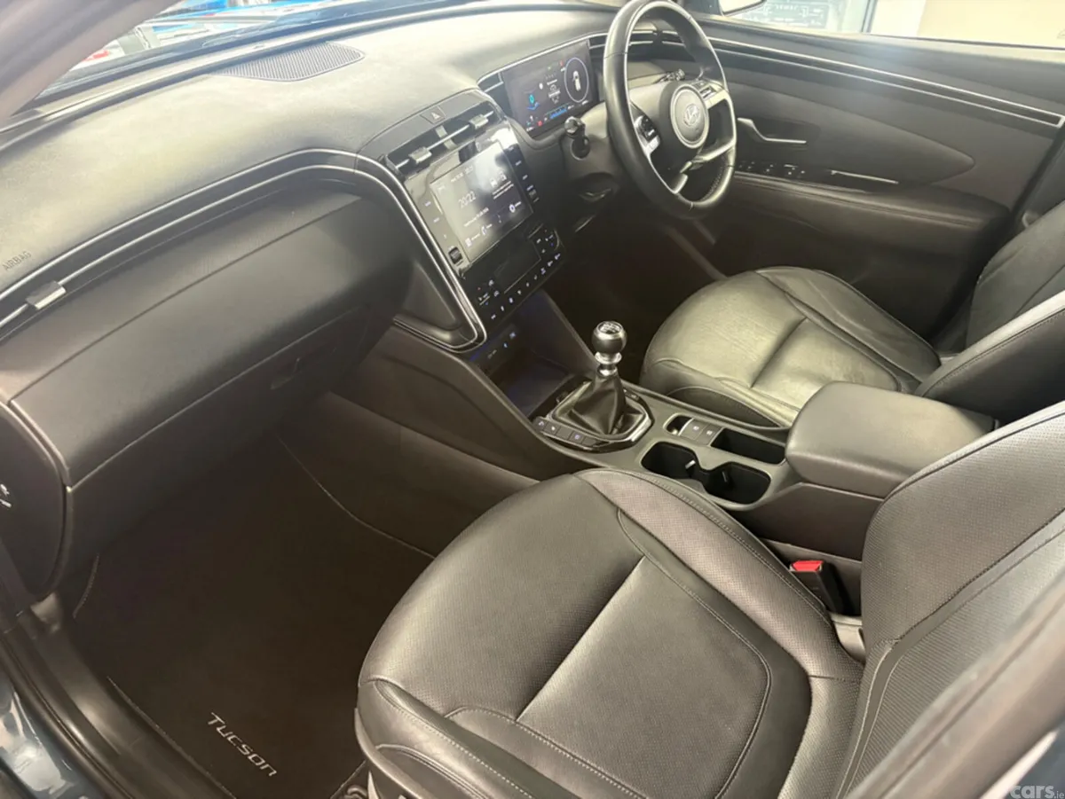 Hyundai Tucson MPV, Diesel, 2021, Blue