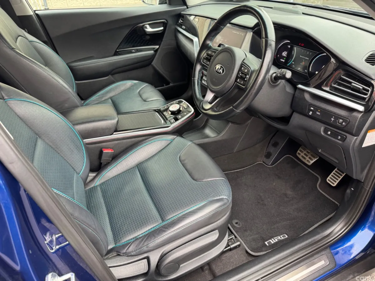 Kia Niro Hatchback, Electric, 2021, Blue