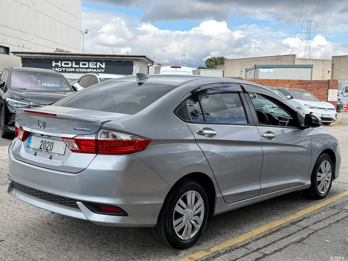 Honda Grace Saloon, Petrol Hybrid, 2020, Silver