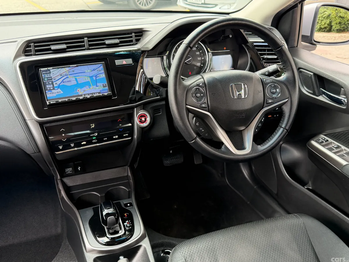 Honda Grace Saloon, Petrol Hybrid, 2020, Silver
