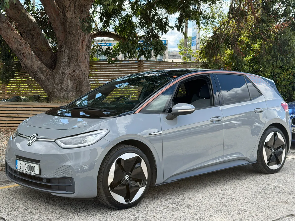 Volkswagen ID.3 Hatchback, Electric, 2021, Grey