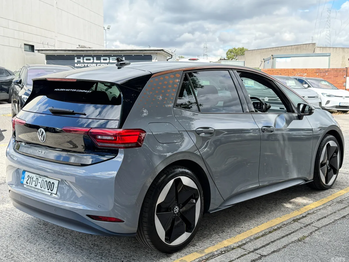 Volkswagen ID.3 Hatchback, Electric, 2021, Grey
