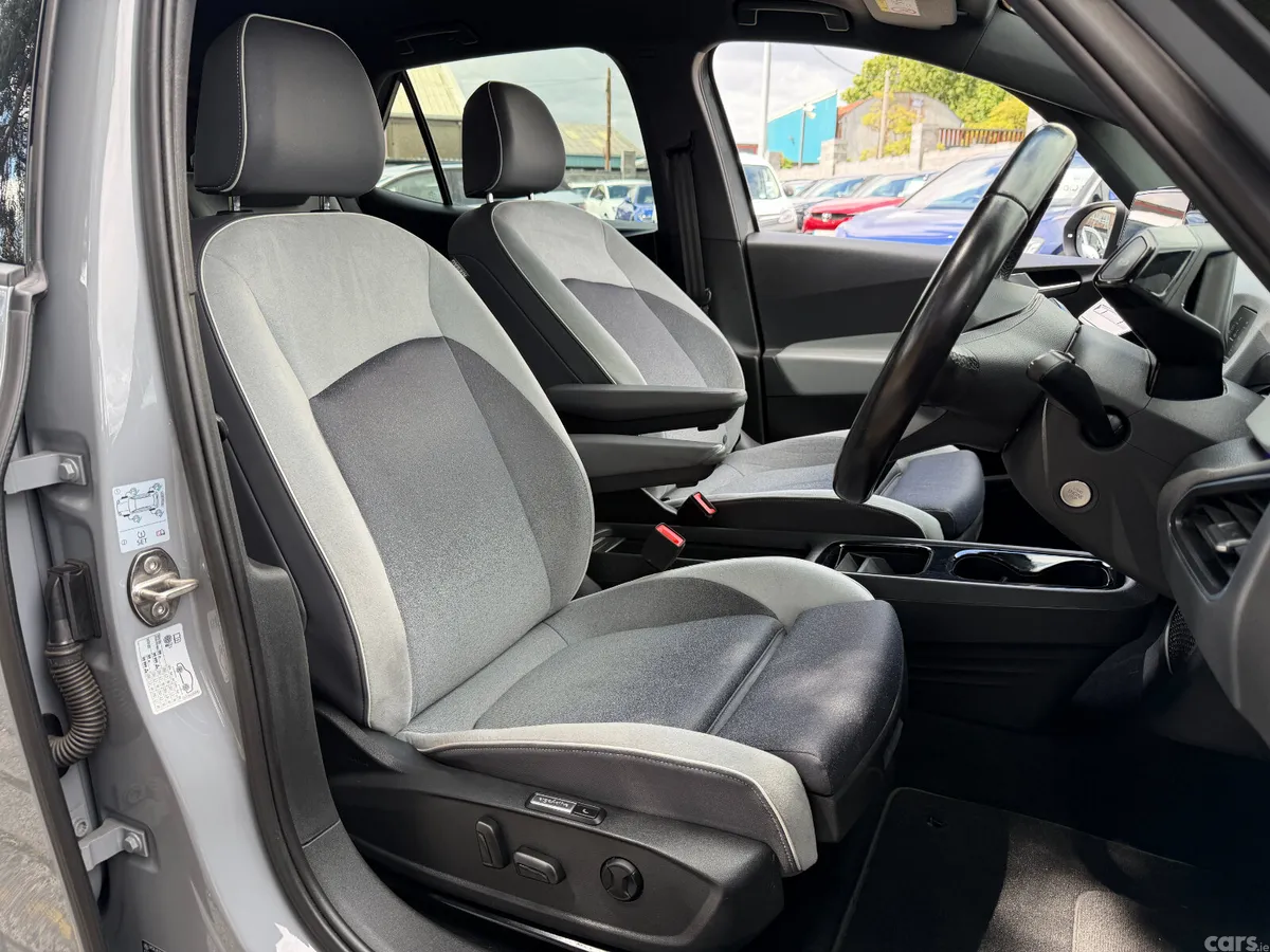 Volkswagen ID.3 Hatchback, Electric, 2021, Grey