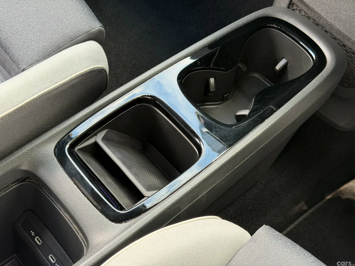 Volkswagen ID.3 Hatchback, Electric, 2021, Grey