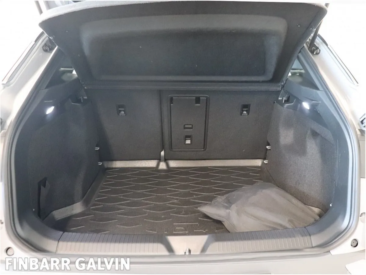 Volkswagen ID.4 Estate, Electric, 2023, Grey