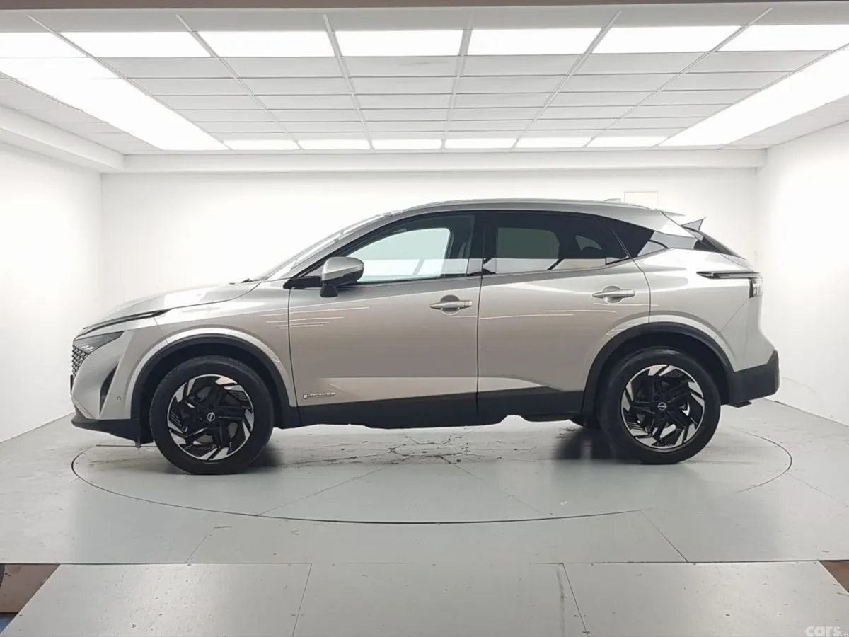 Nissan Qashqai MPV, Petrol Hybrid, 2025, Grey