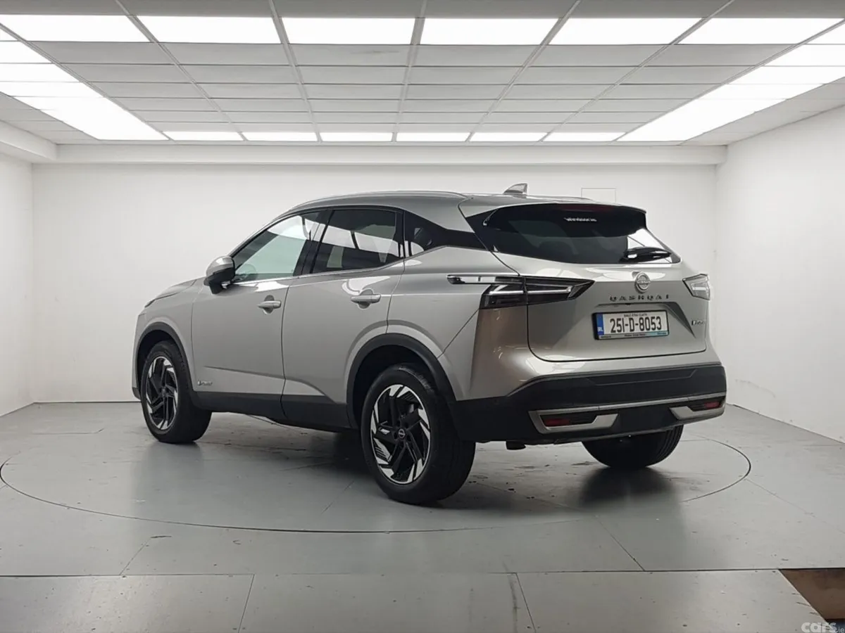 Nissan Qashqai MPV, Petrol Hybrid, 2025, Grey