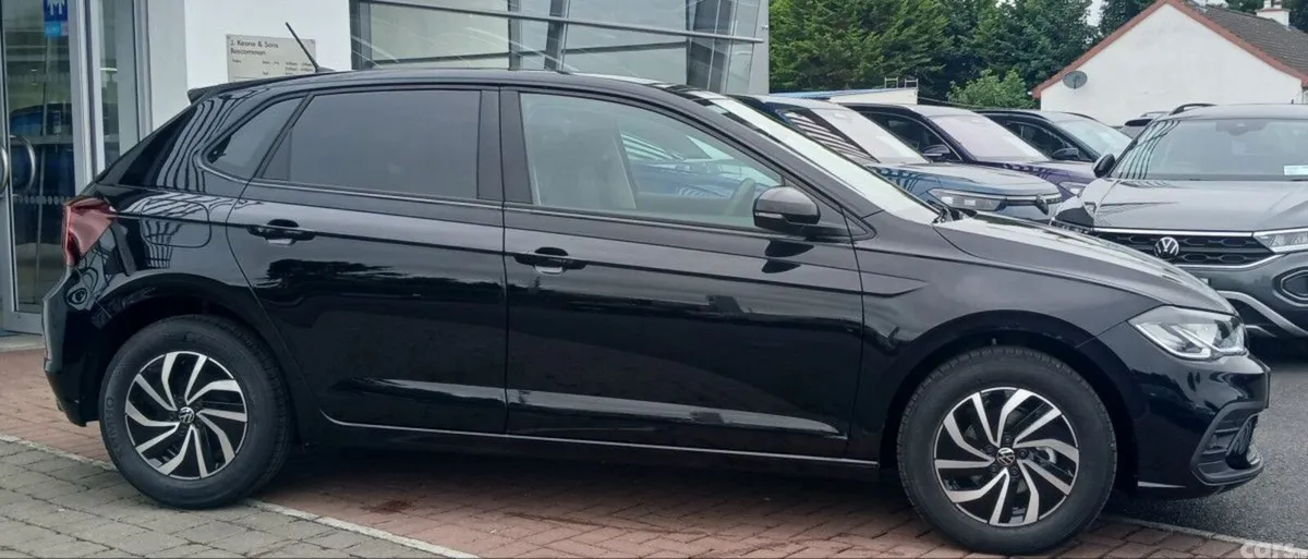 Volkswagen Polo Hatchback, Petrol, 2026, Black