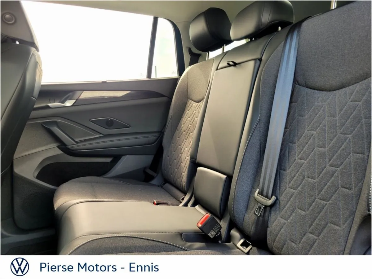 Volkswagen Tayron Estate, Diesel, 2026, Blue