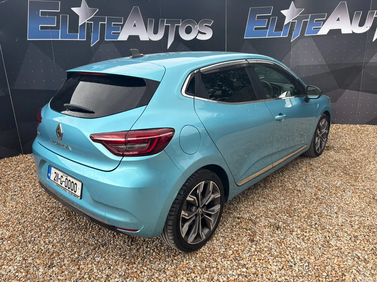 Renault Clio Hatchback, Petrol, 2021, Blue