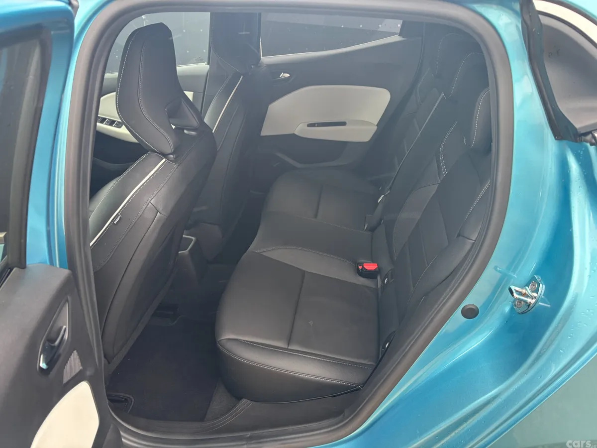 Renault Clio Hatchback, Petrol, 2021, Blue