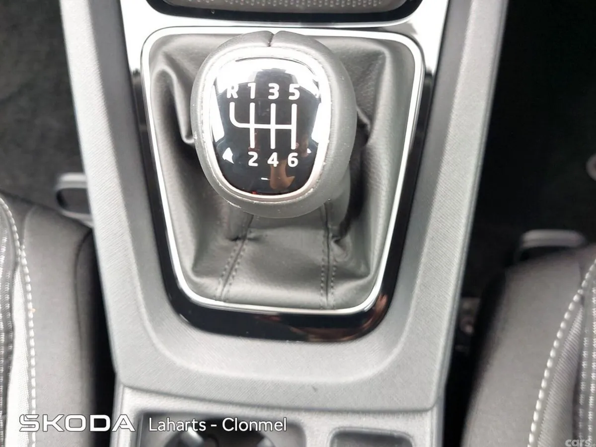 Skoda Octavia Estate, Petrol, 2026, Black