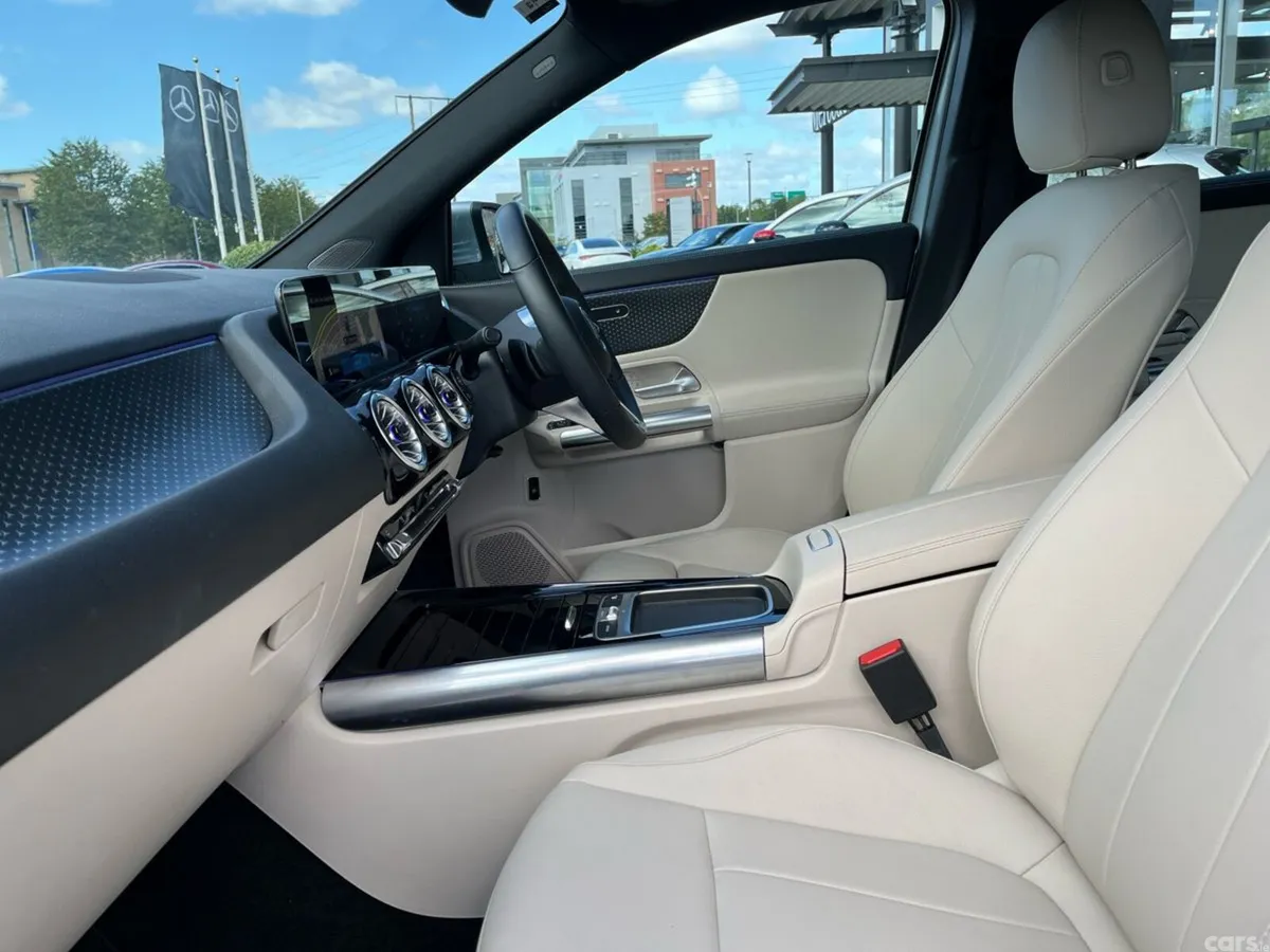 Mercedes-Benz GLA SUV, Petrol, 2026, Silver