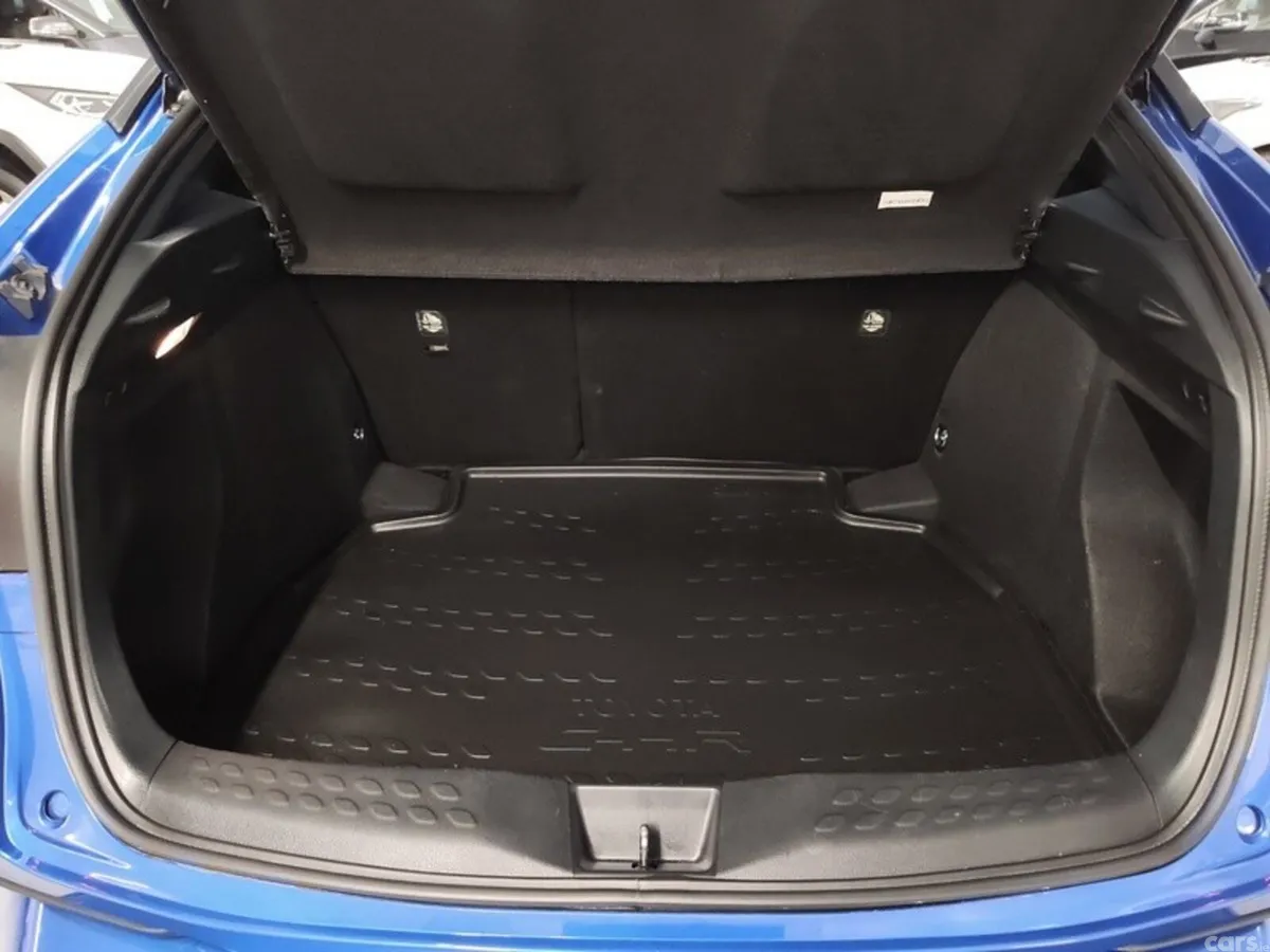 Toyota C-HR SUV, Petrol Hybrid, 2020, Blue