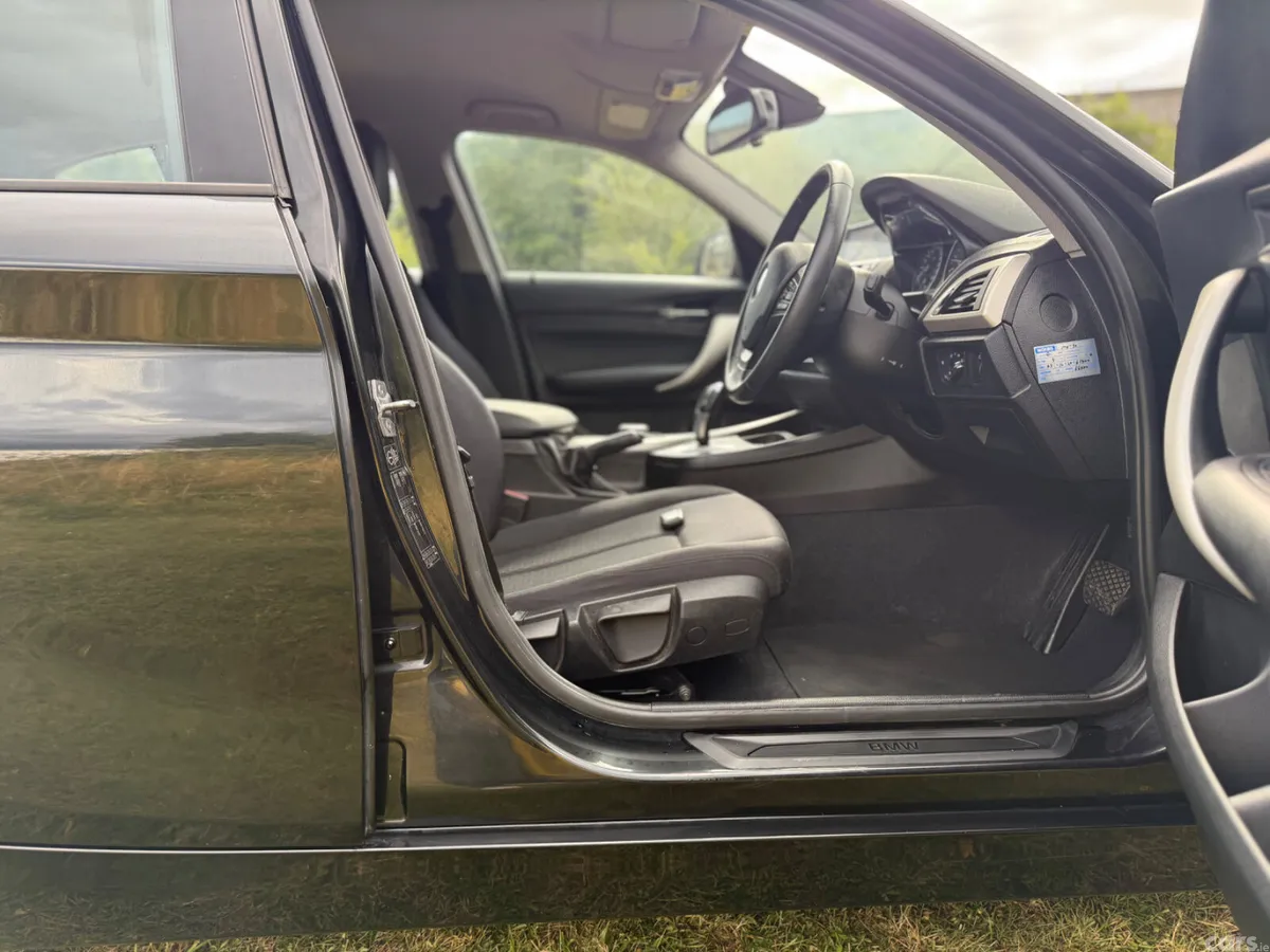BMW 1-Series Hatchback, Petrol, 2014, Black