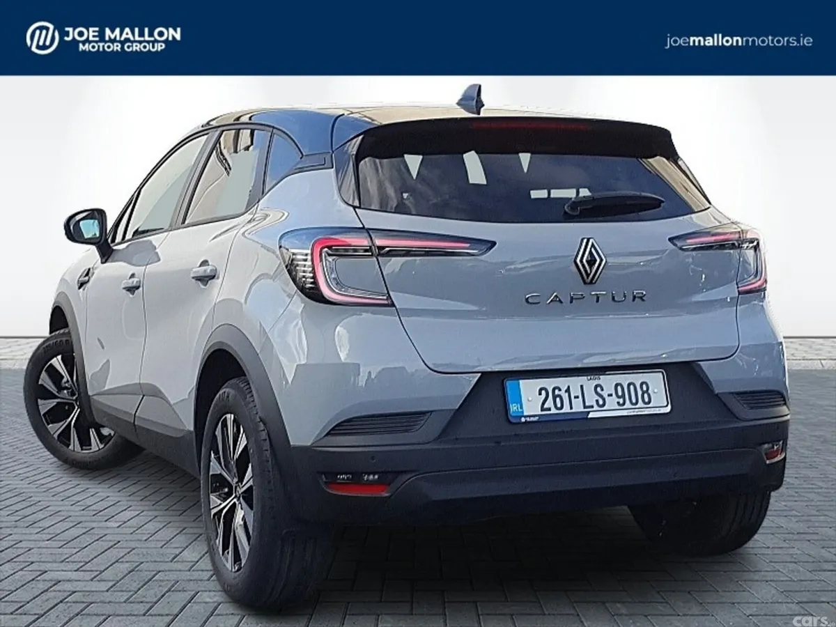 Renault Captur Hatchback, Petrol, 2026, Grey