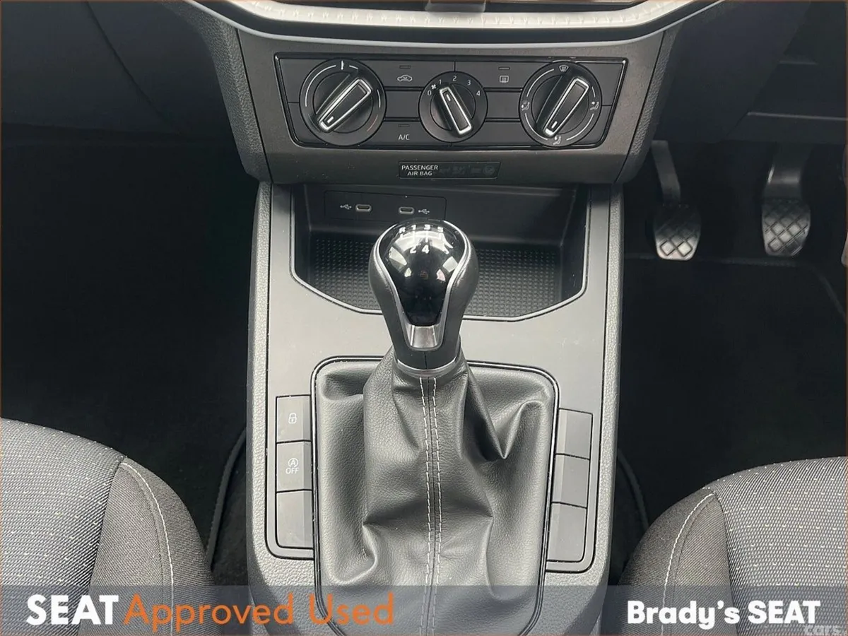 SEAT Ibiza Hatchback, Petrol, 2024, White