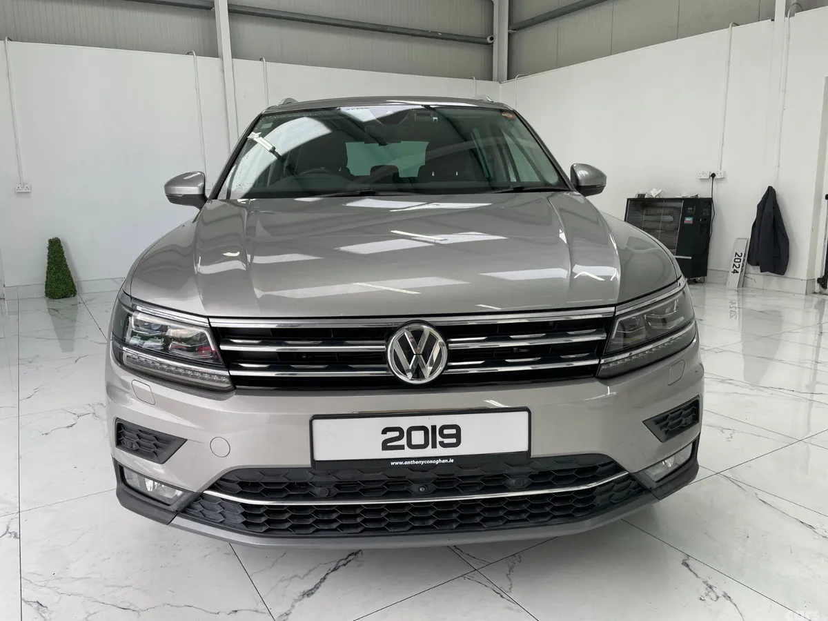 Volkswagen Tiguan Estate, Diesel, 2019, Silver