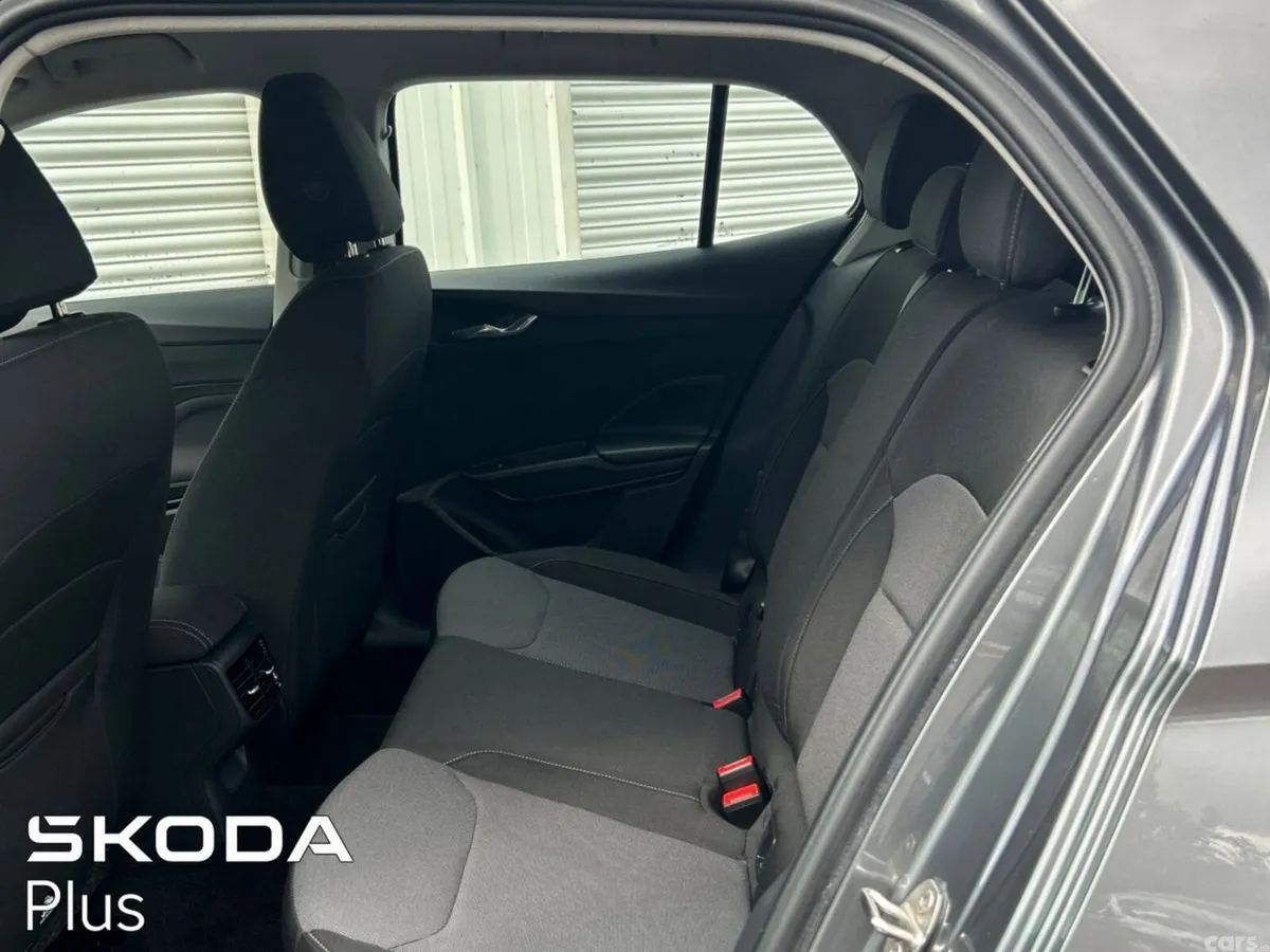 Skoda Fabia Hatchback, Petrol, 2023, Grey