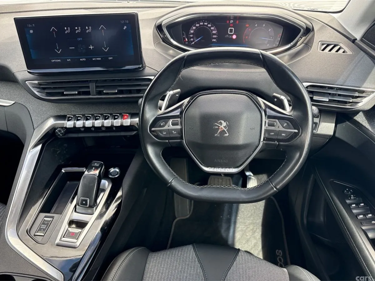 Peugeot 3008 MPV, Diesel, 2021, Blue