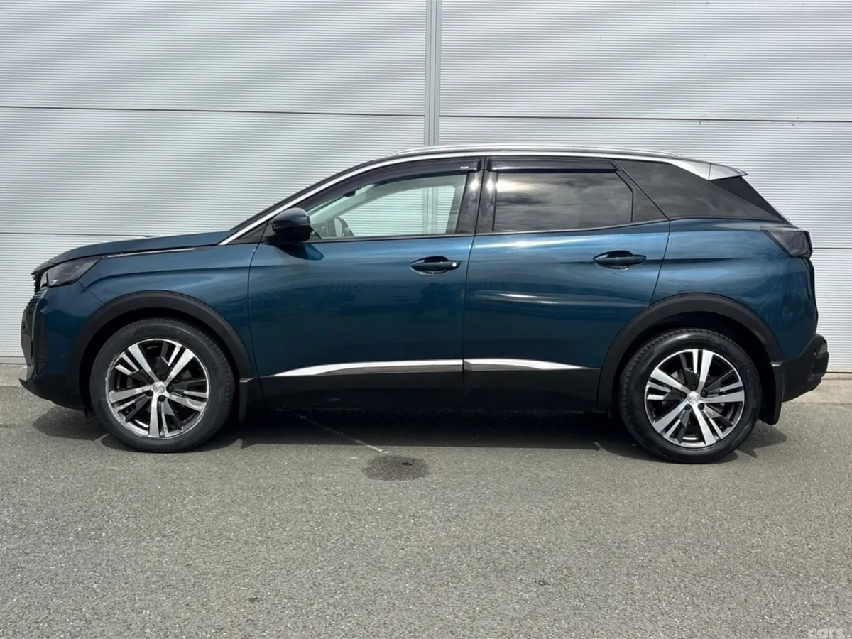 Peugeot 3008 MPV, Diesel, 2021, Blue