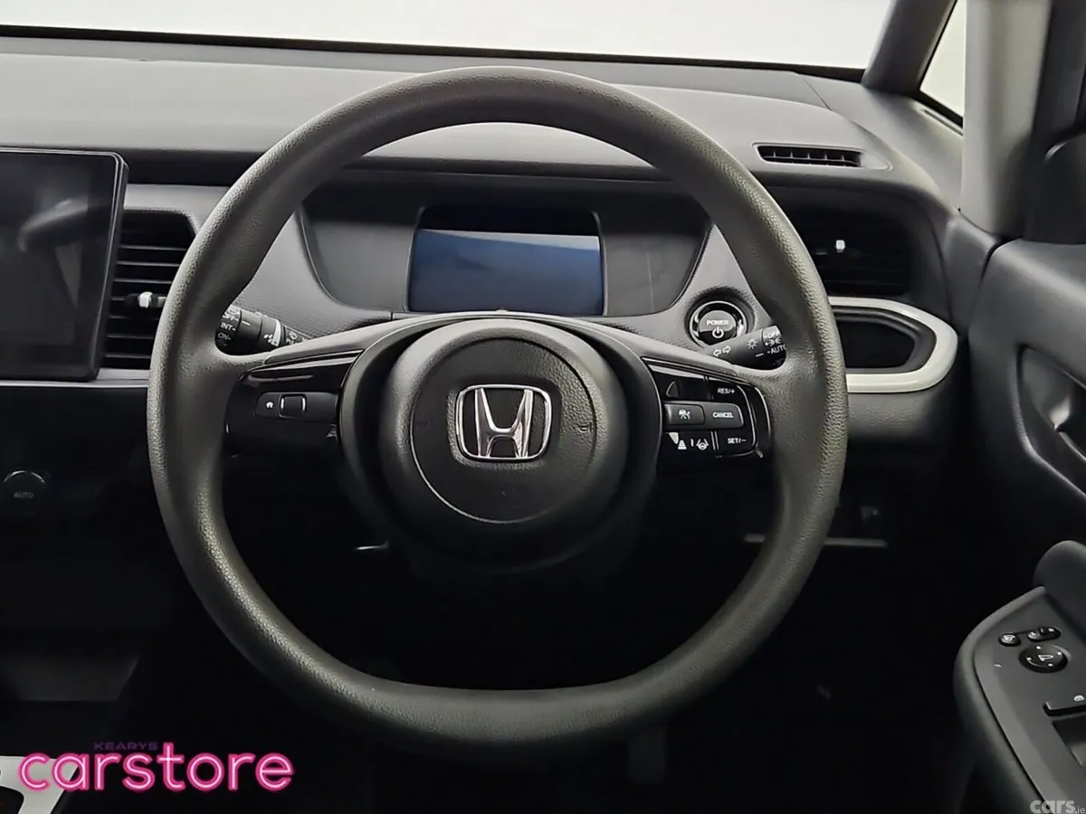 Honda Fit Hatchback, Petrol Hybrid, 2023, Silver
