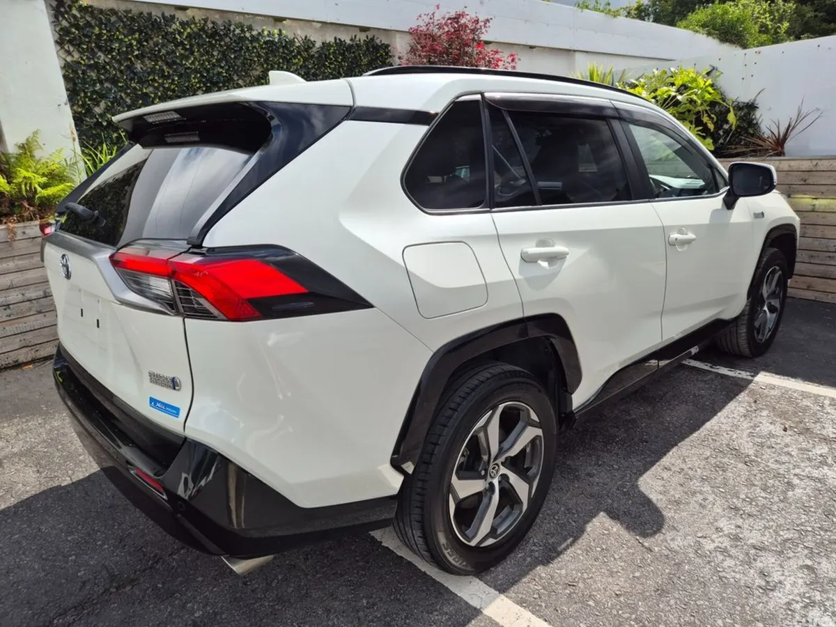 Toyota RAV4 SUV, Petrol Plug-in Hybrid, 2022, White