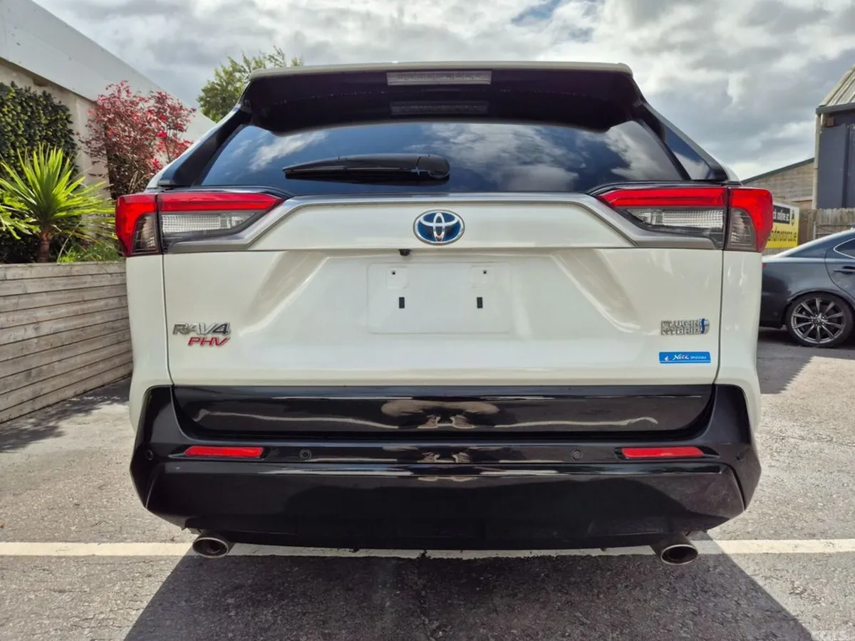 Toyota RAV4 SUV, Petrol Plug-in Hybrid, 2022, White