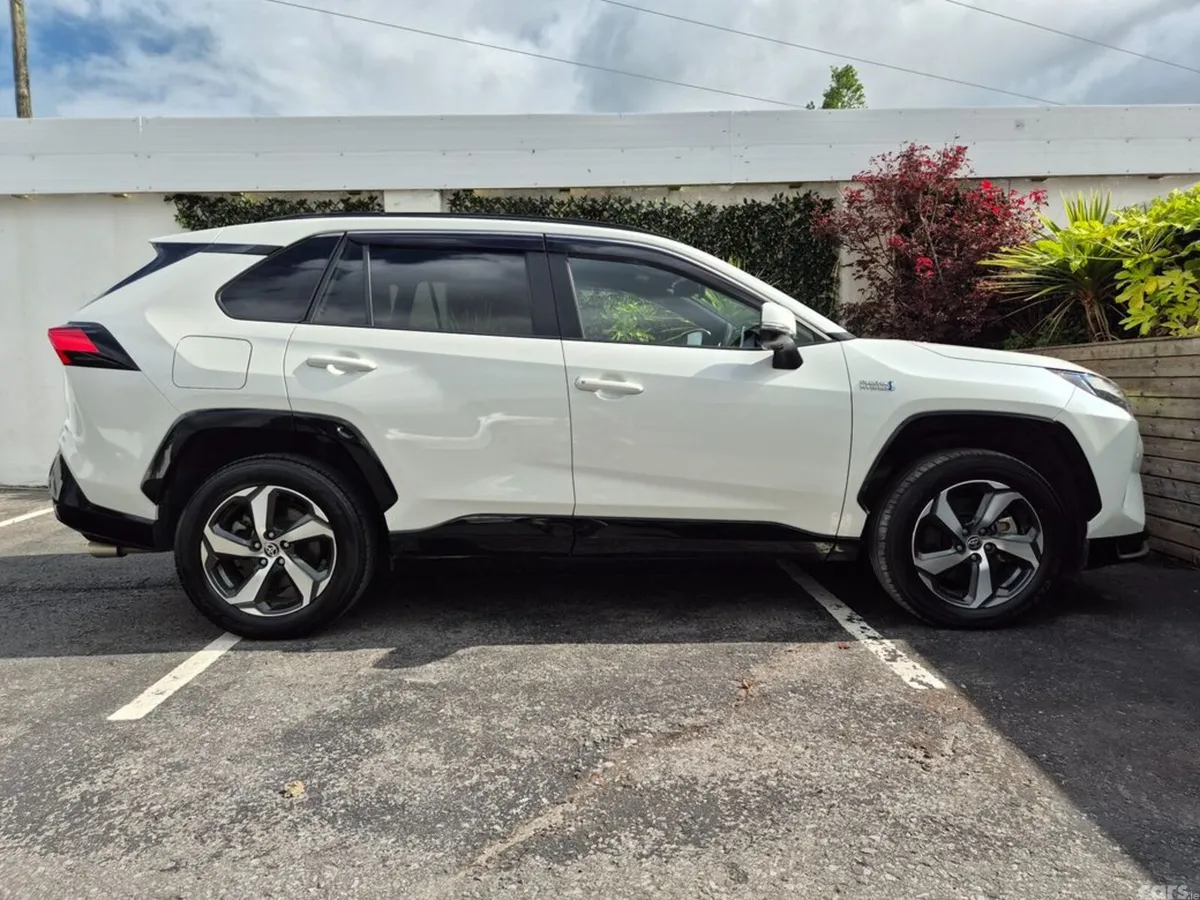 Toyota RAV4 SUV, Petrol Plug-in Hybrid, 2022, White