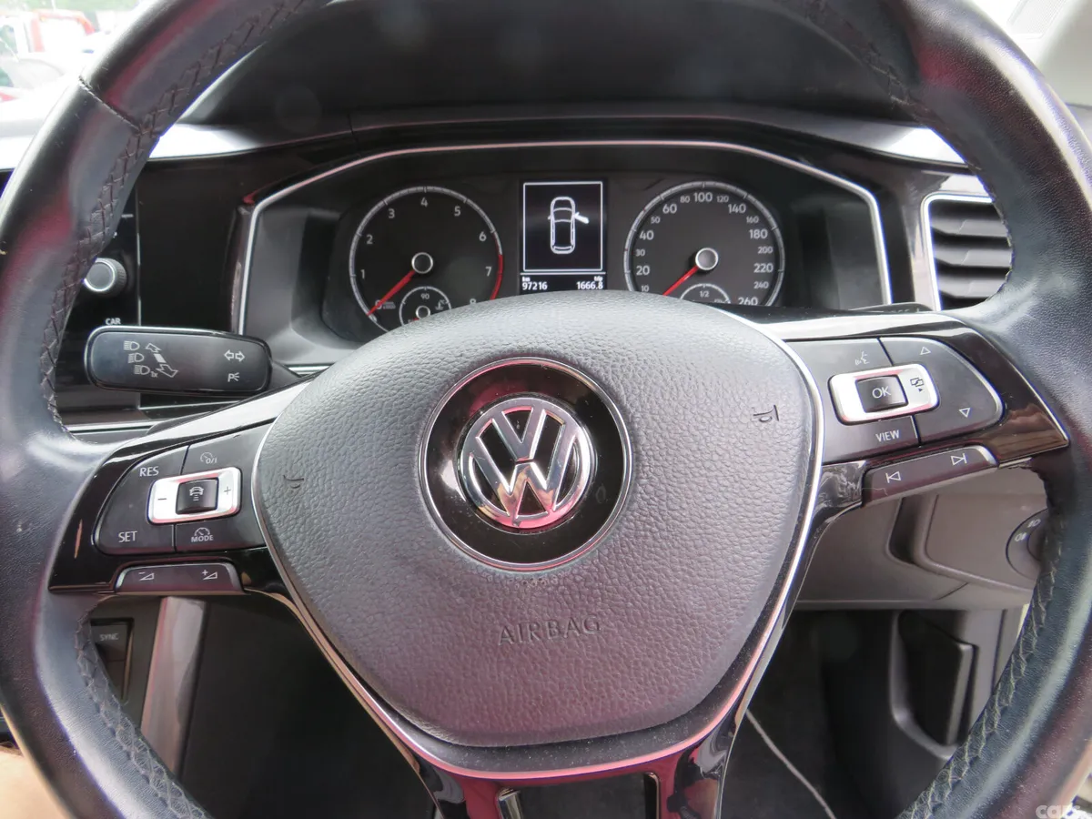 Volkswagen Polo Hatchback, Petrol, 2019, Gold