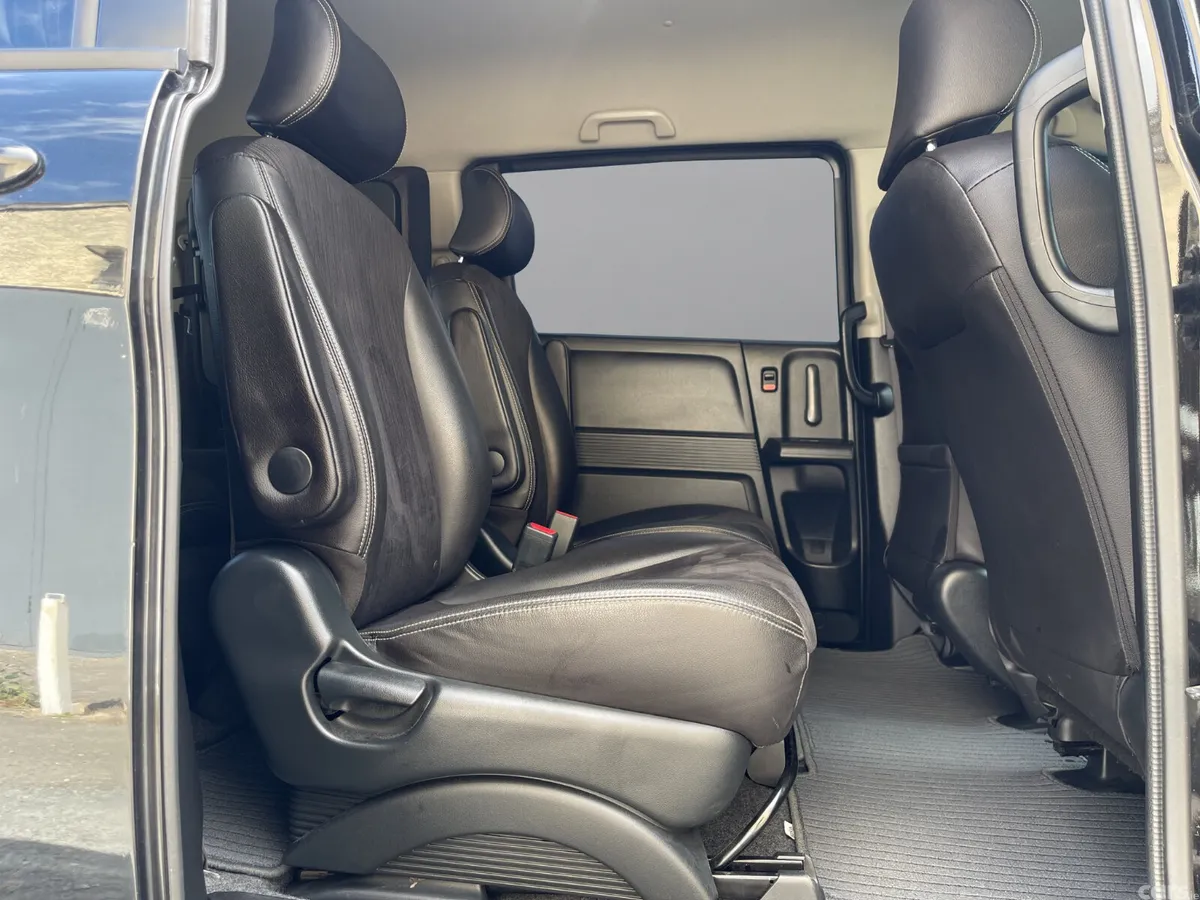 Honda Freed MPV, Petrol Hybrid, 2014, Black