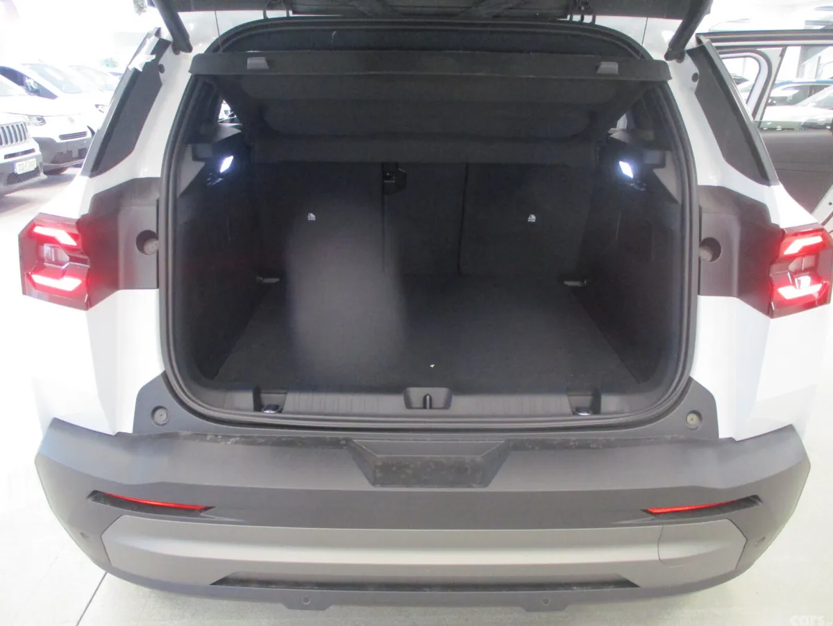 Jeep Compass SUV, Petrol, 2026, White