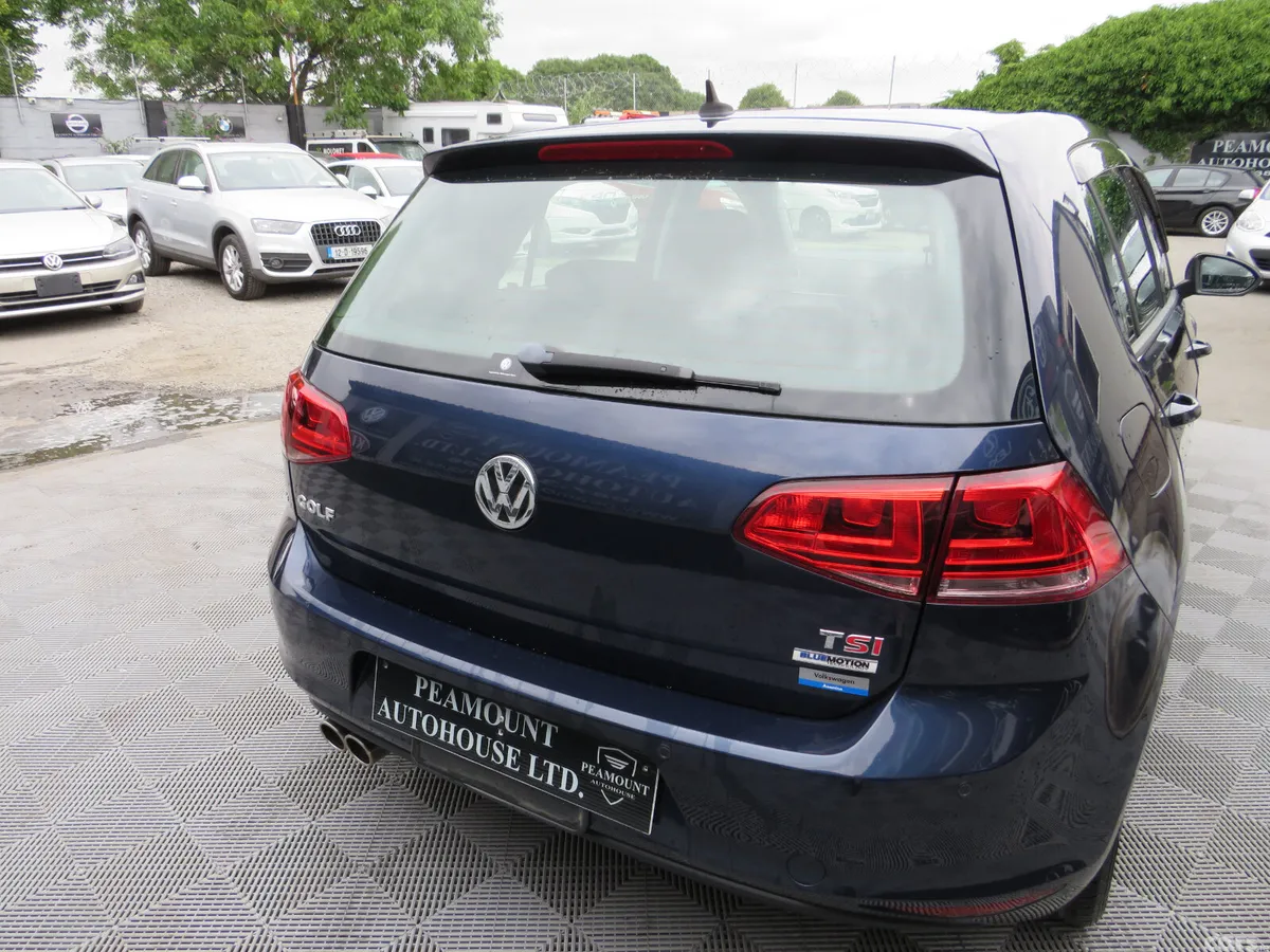 Volkswagen Golf Hatchback, Petrol, 2015, Blue