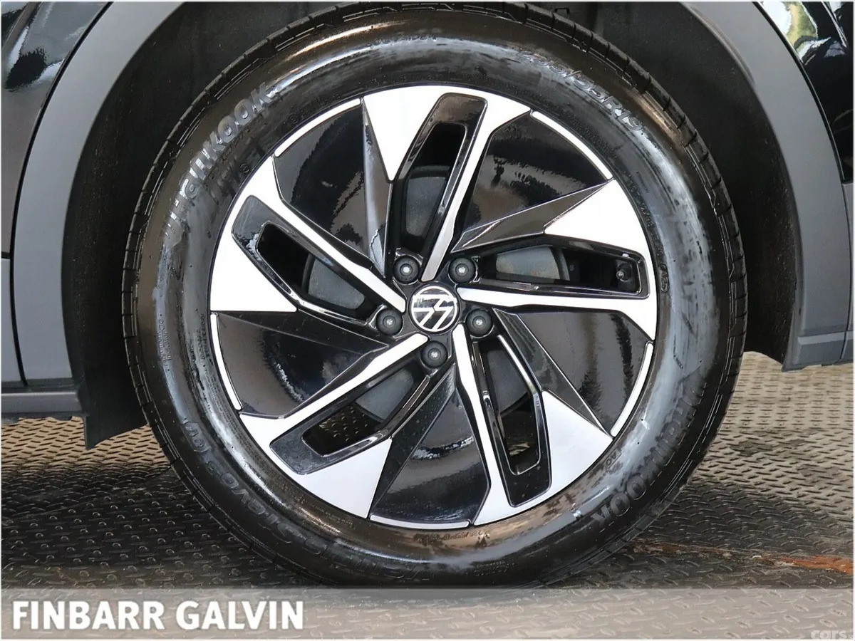 Volkswagen ID.4 Estate, Electric, 2023, Black