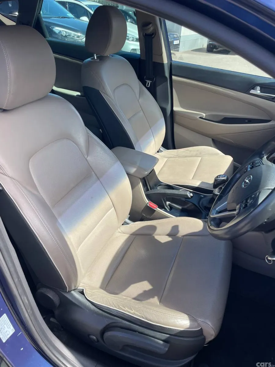 Hyundai Tucson SUV, Diesel, 2019, Blue