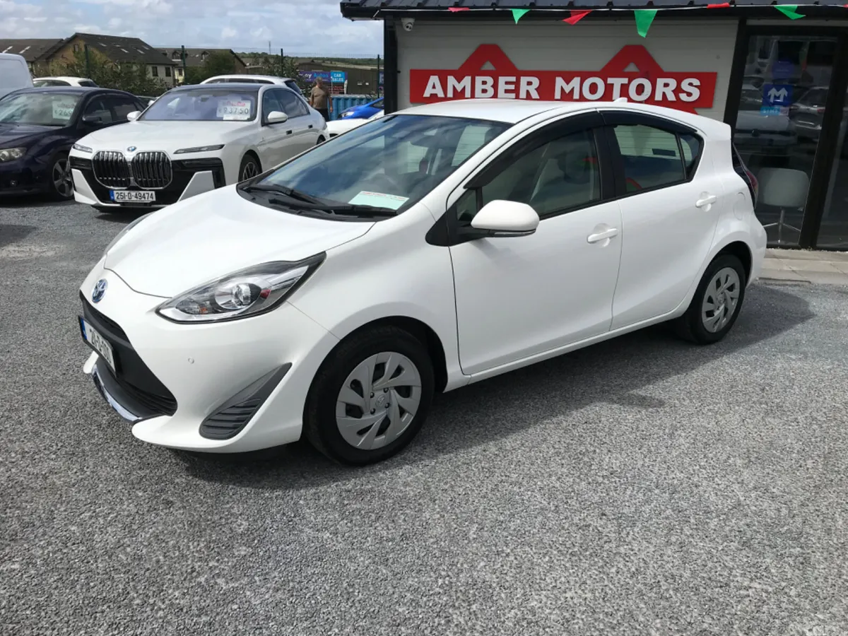 Toyota Aqua Hatchback, Petrol Hybrid, 2021, White